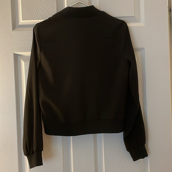 Jacket - Picture 3 of 9